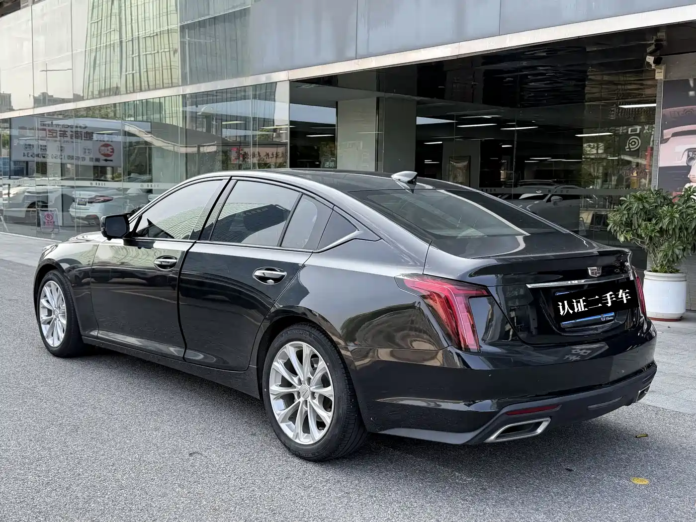 CADILLAC CT5
