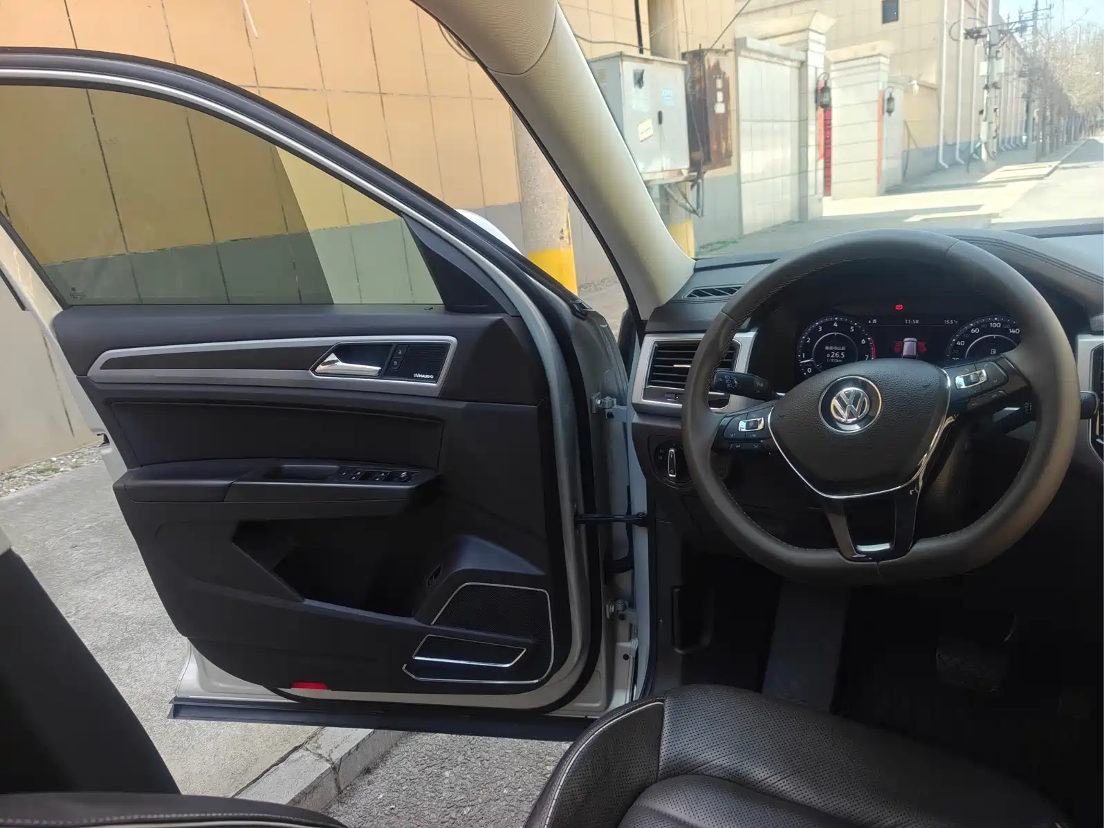 Photo 14 - Volkswagen Teramont