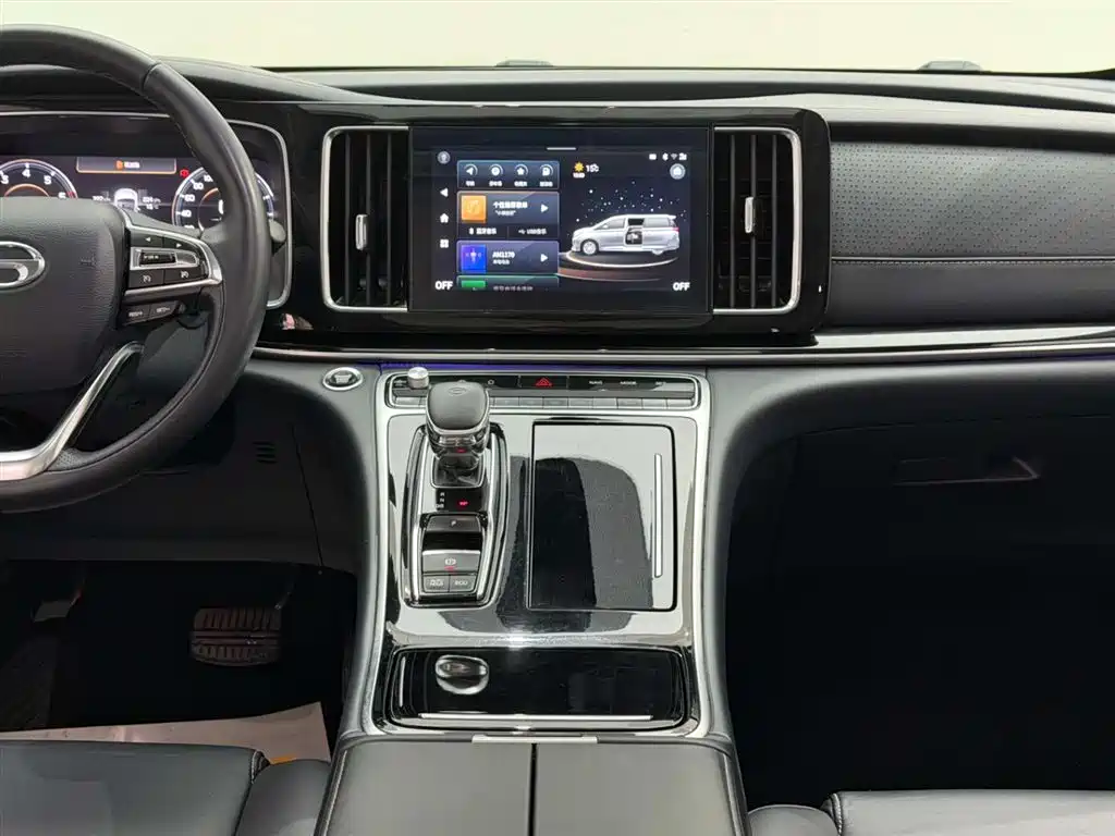 GAC Trumpchi Trumpchi M8 2021 Leading Show Series 390T Prestige Edition фото 25
