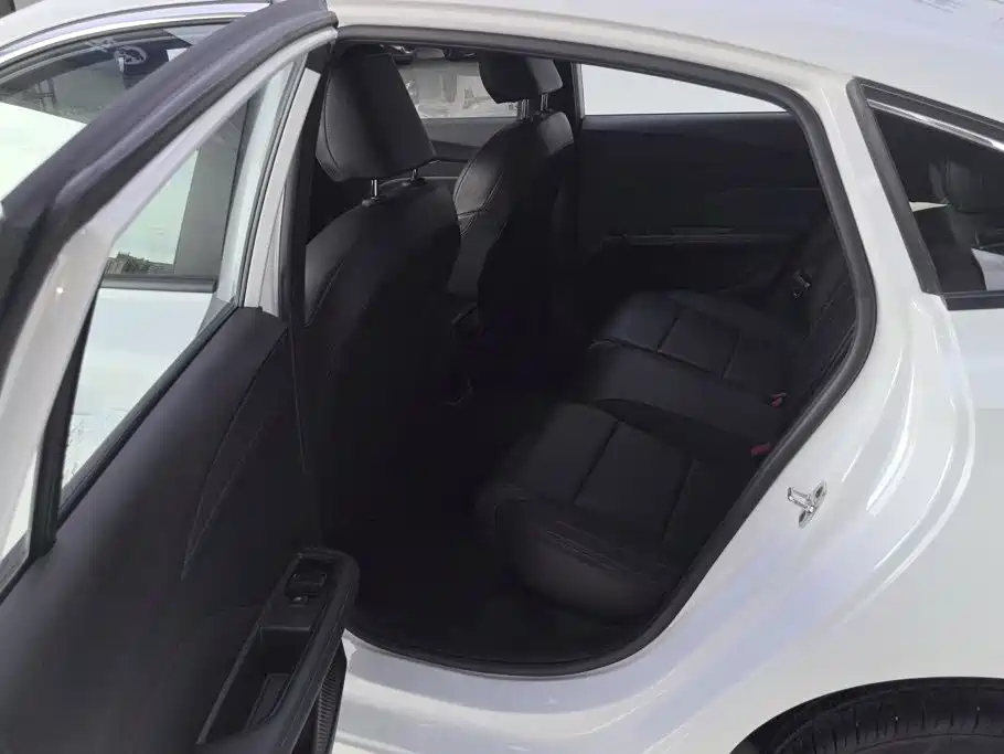 MG MG5 2025 2025 180DVVT Global Pioneer Edition