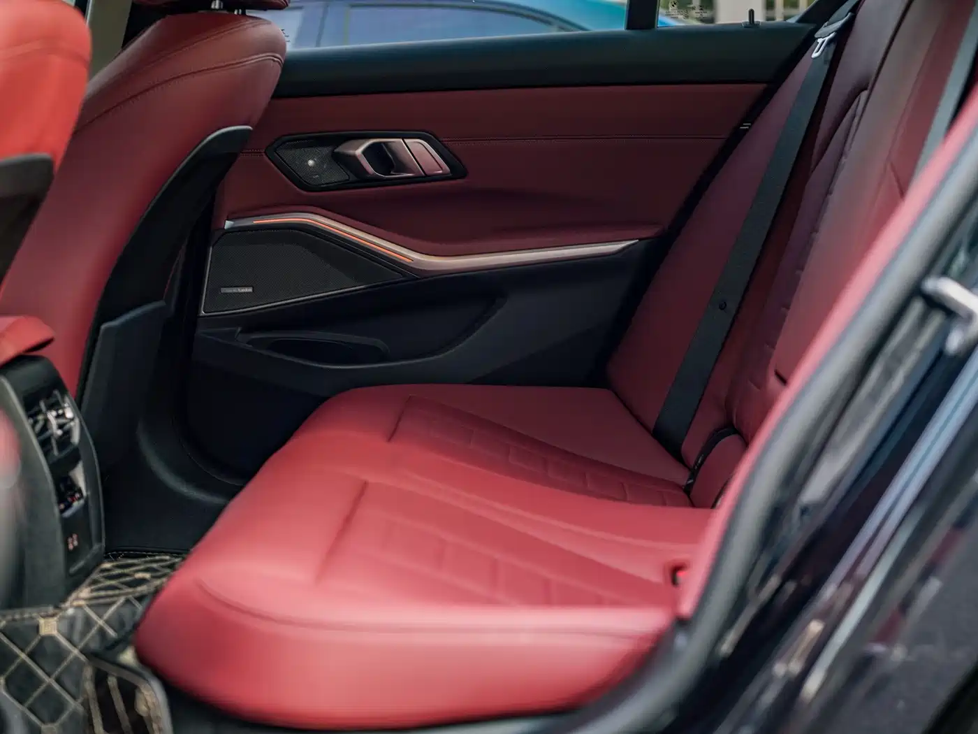 BMW 3 Series 2020 330i M Sport Blackout Package фото 12