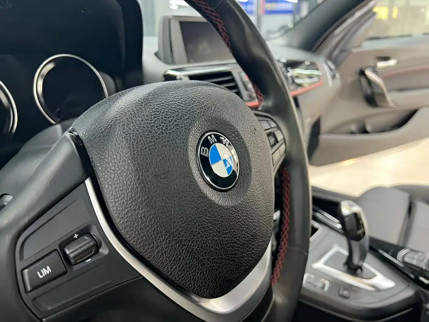 BMW 2 Series (Import) 2019 225i Convertible Coupe Sport Design Package фото 7