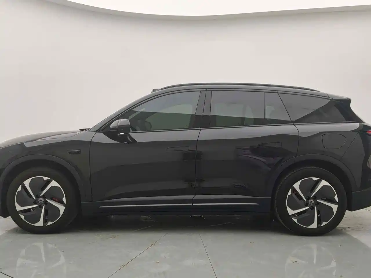 Фото 3 - NIO ES6