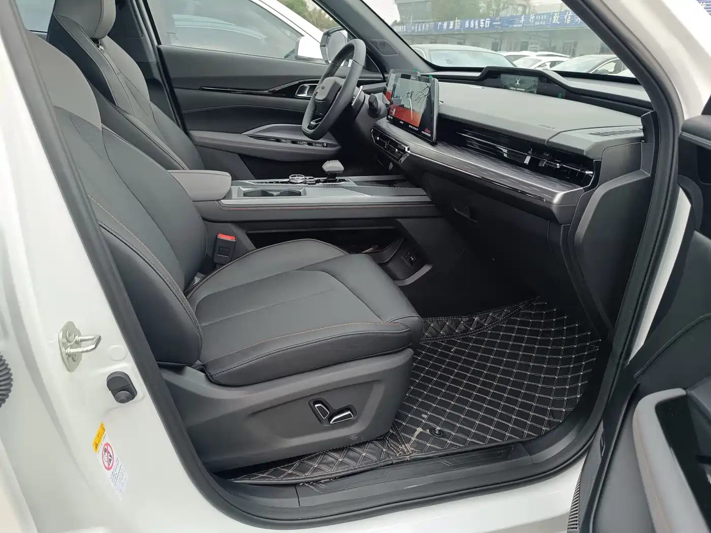 Changan Oshan Z6 EV 2023 2023 Smart Electric iDD 150KM Flagship