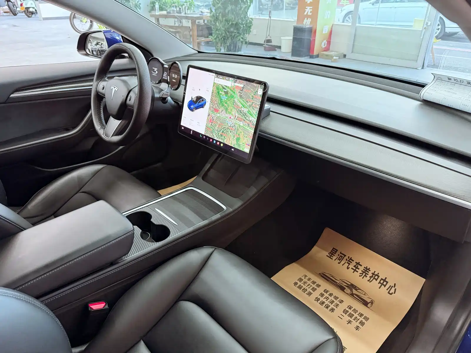 Фото 18 - Tesla Model 3