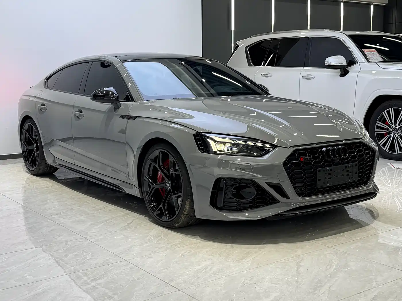 AUDI RS5