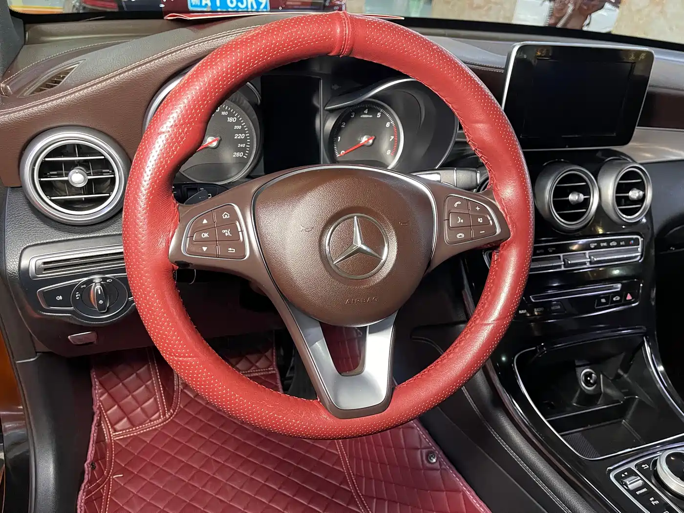 Mercedes-Benz GLC 2018 GLC 200 4MATIC фото 7