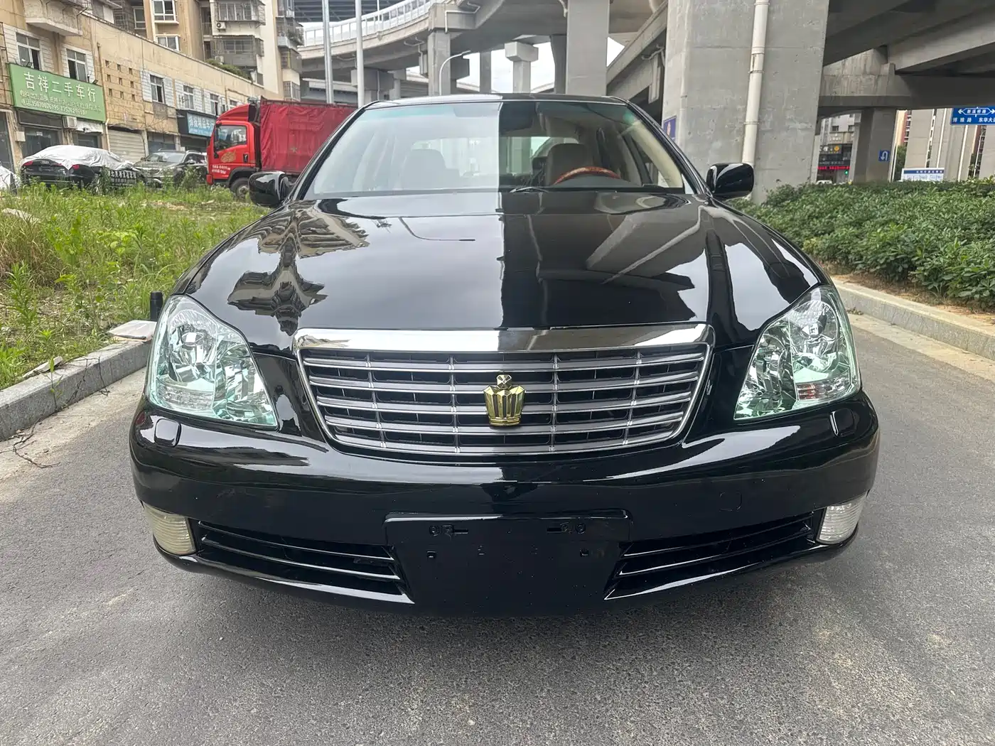 Toyota Crown 2008 2.5L 5th Anniversary Edition фото 2