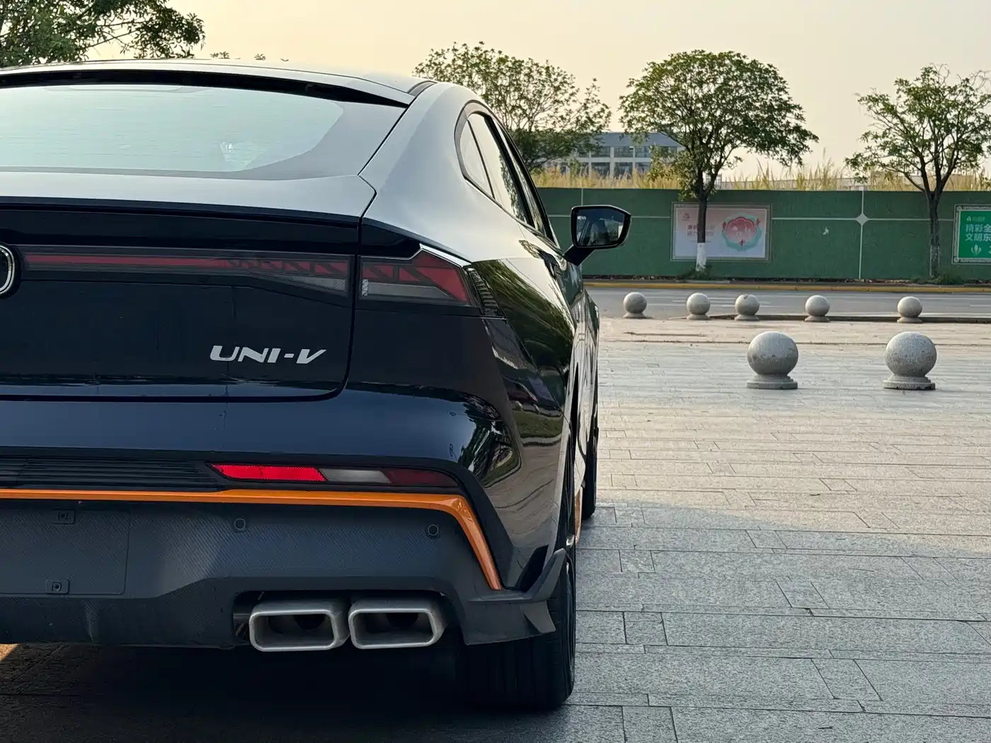 CHANGAN UNI-V