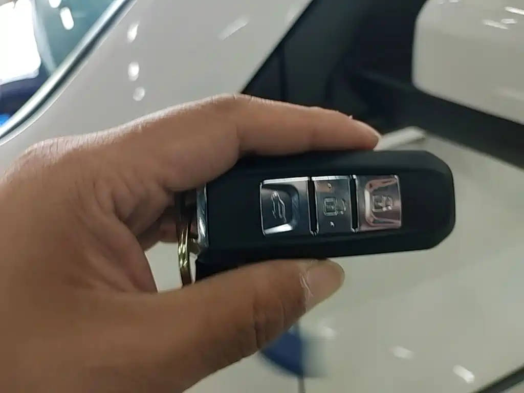 Baojun 530 2021 2021 Global Vehicle Anniversary Edition 1.5T CVT Premium Connected 5-seater