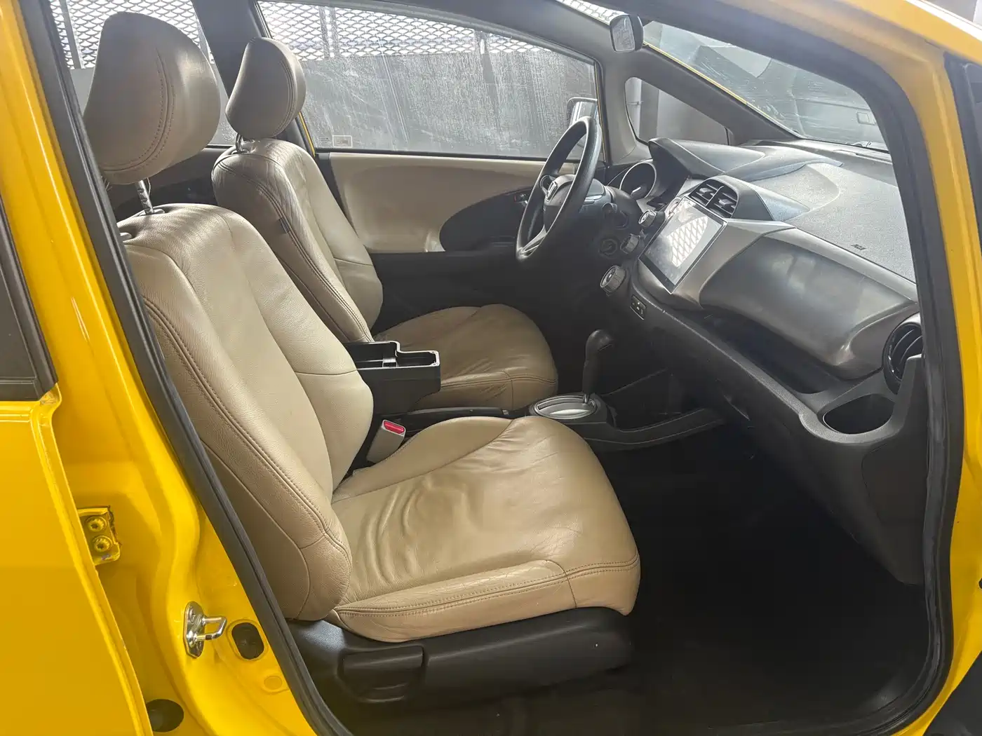 Honda Fit 2008 2008 Model 1.3L Automatic Comfort Edition