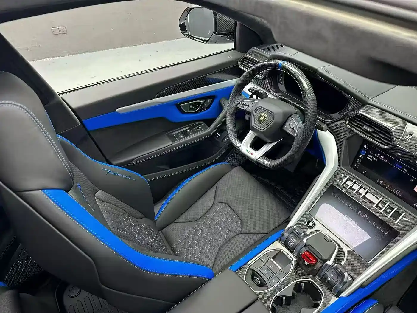 Lamborghini Urus 2019 2018 4.0T V8