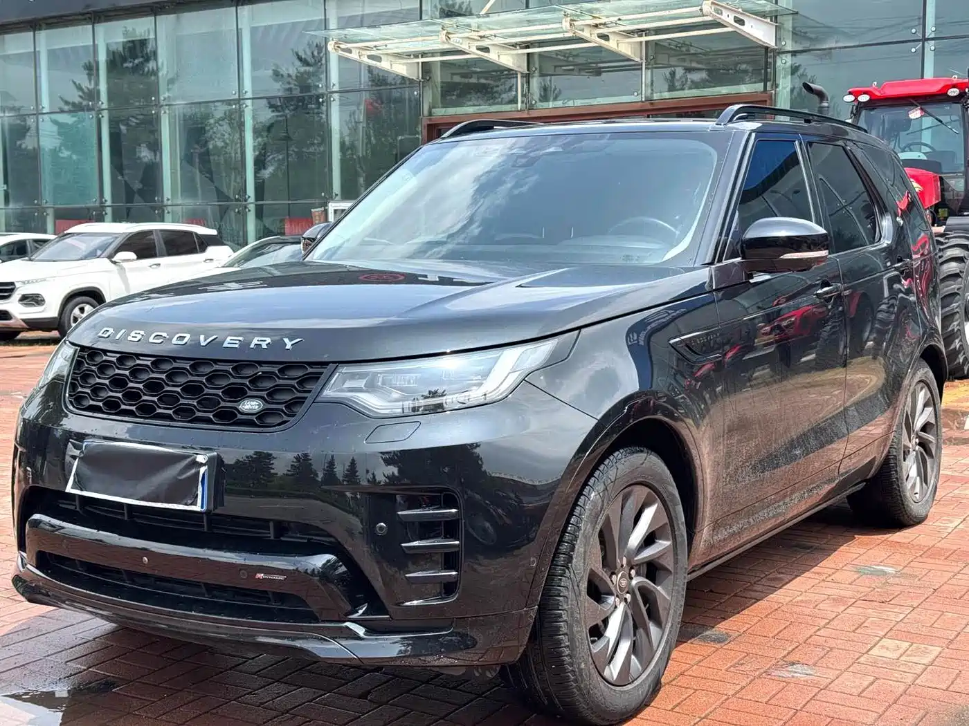 Land Rover Discovery 2023 2023 360PS R-Dynamic S