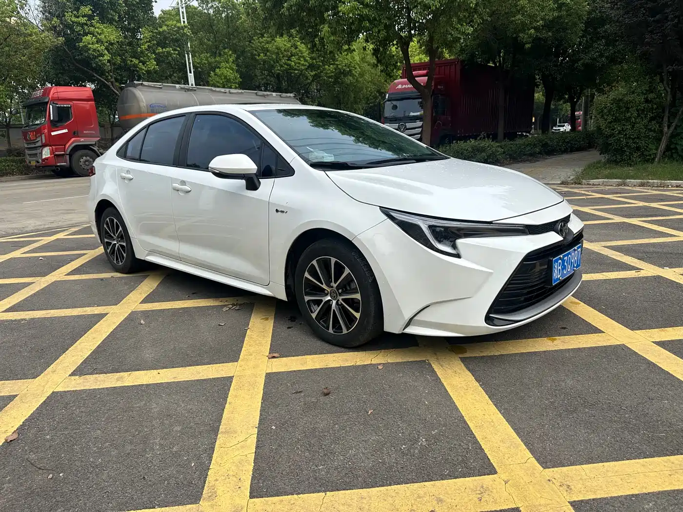 Toyota Levin 2025 2024 Smart Hybrid 1.8L Knight Edition