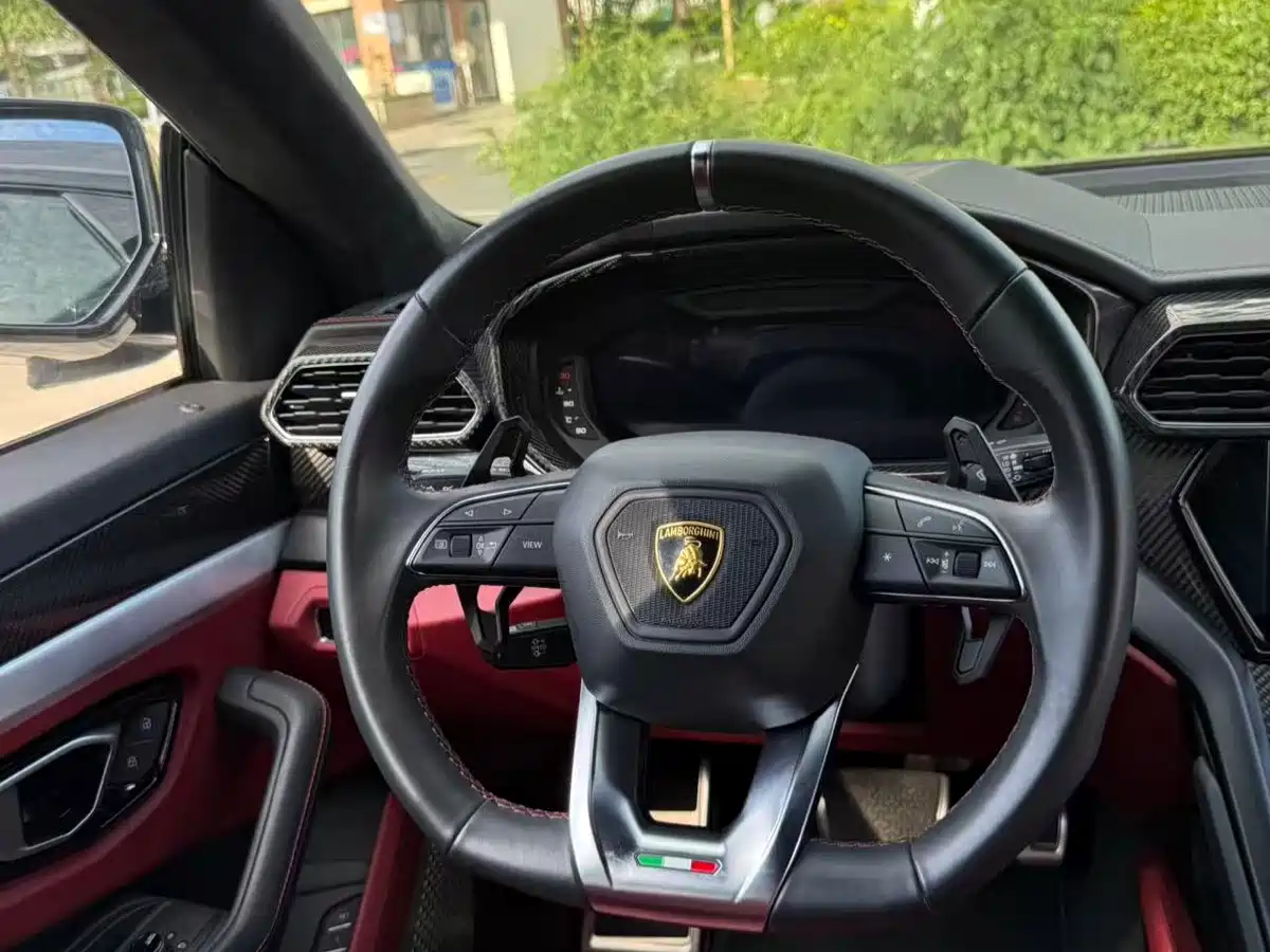 Lamborghini Urus 2022 2021 4.0T V8