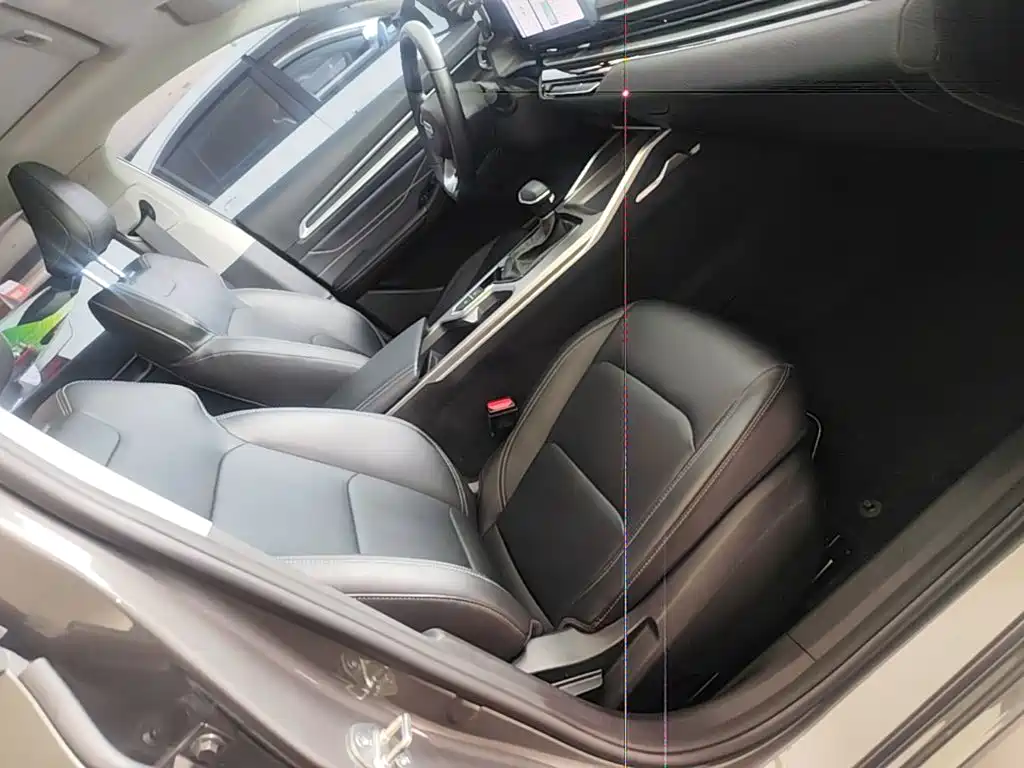Фото 25 - Geely Emgrand