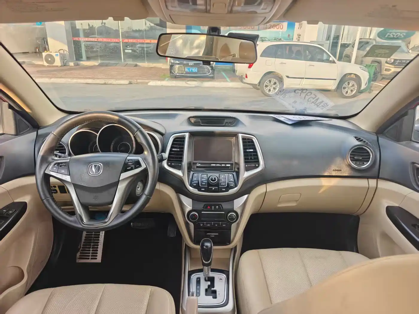 Фото 9 - Changan Eado