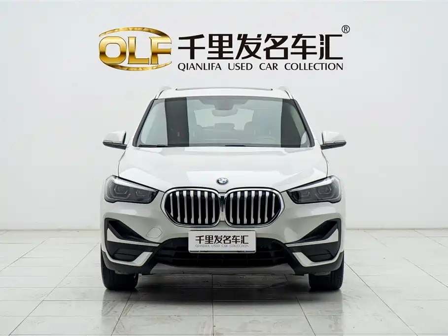 BMW X1 2021 sDrive25Li Leading фото 2