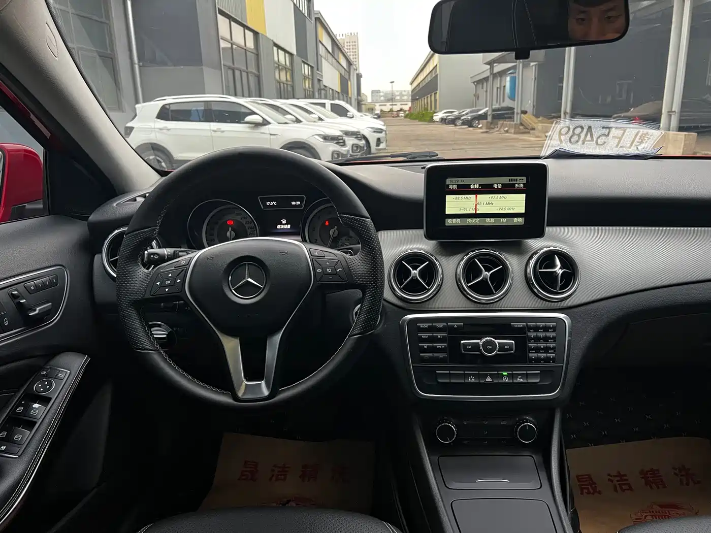 Mercedes-Benz GLA 2015 GLA 200 Dynamic фото 6