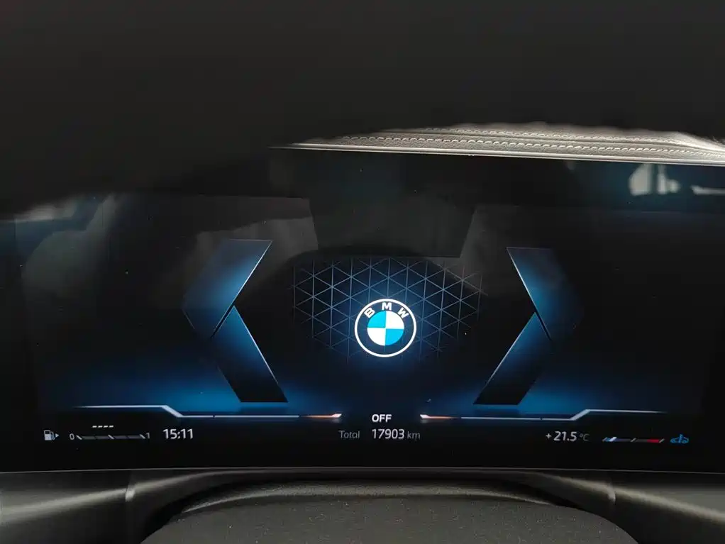 BMW 3 Series 2023 325Li M Sport Black Night Package фото 21