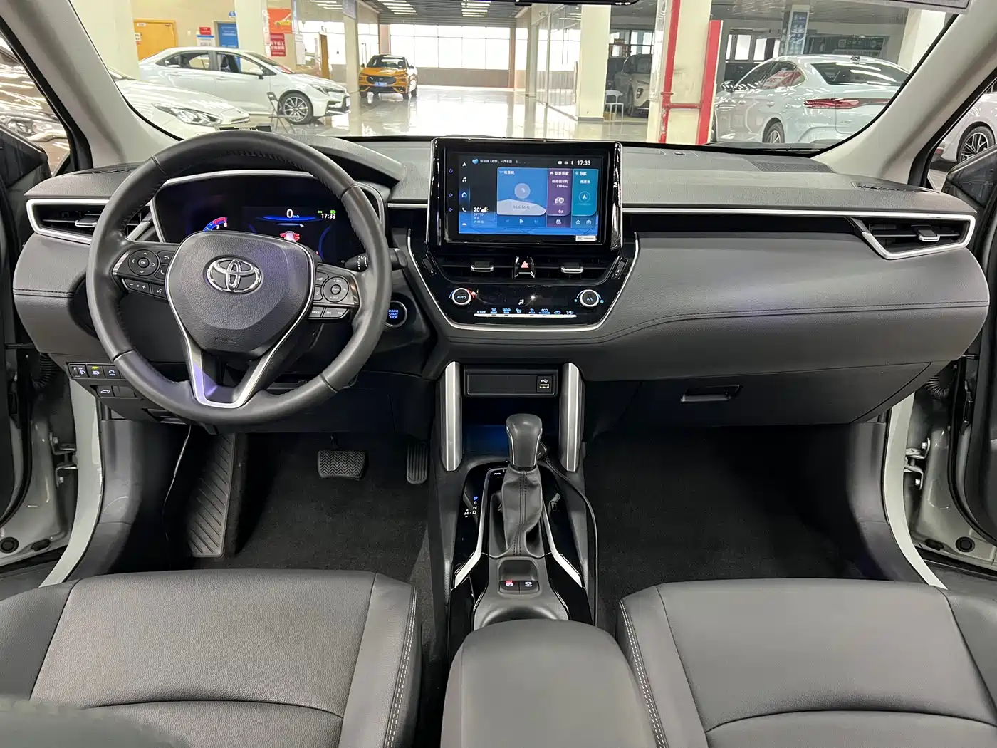 Toyota Corolla Cross 2022 2.0L Flagship Edition фото 20