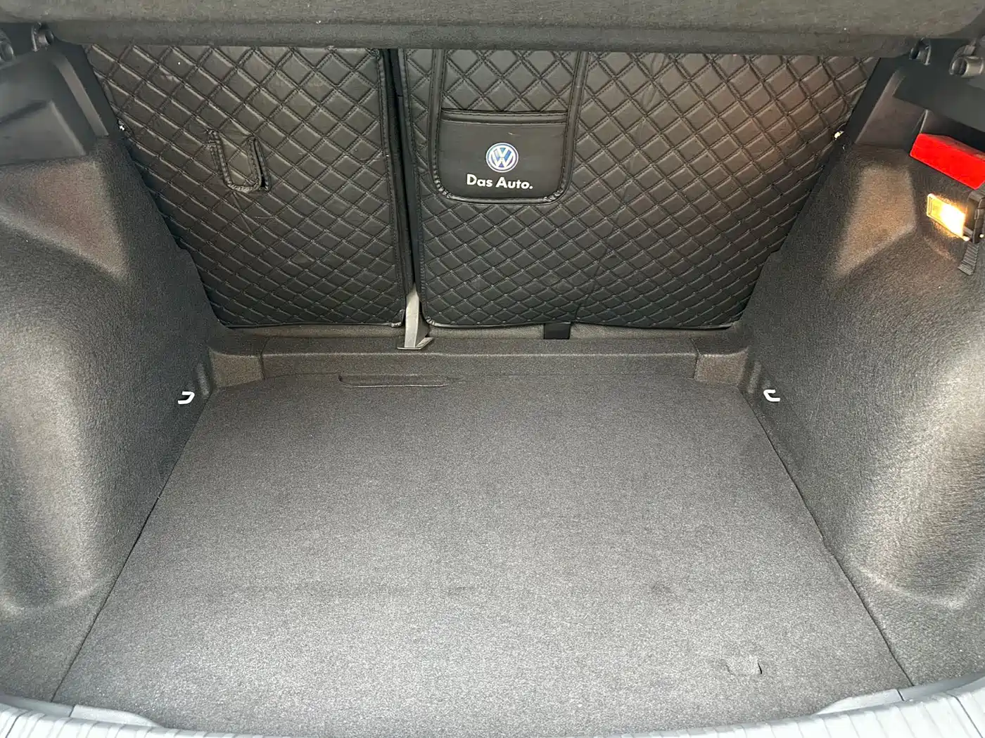 VOLKSWAGEN TUYUE