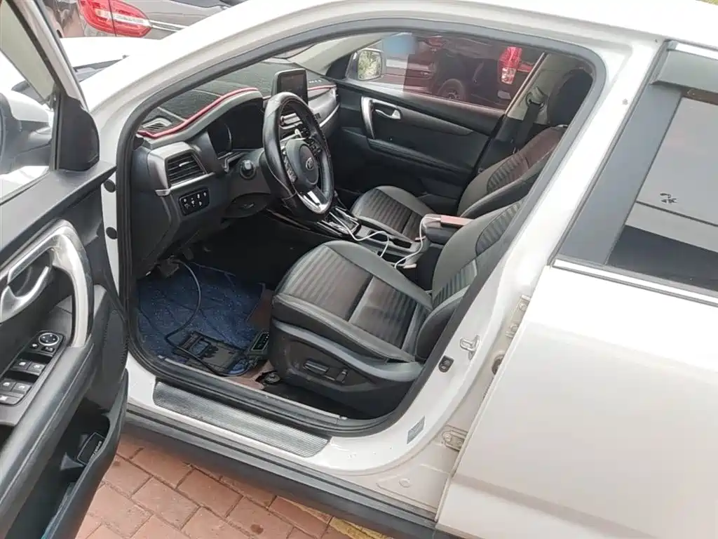 Kia Sportage 2018 2.0L Automatic Smart Luxury (China V) фото 15