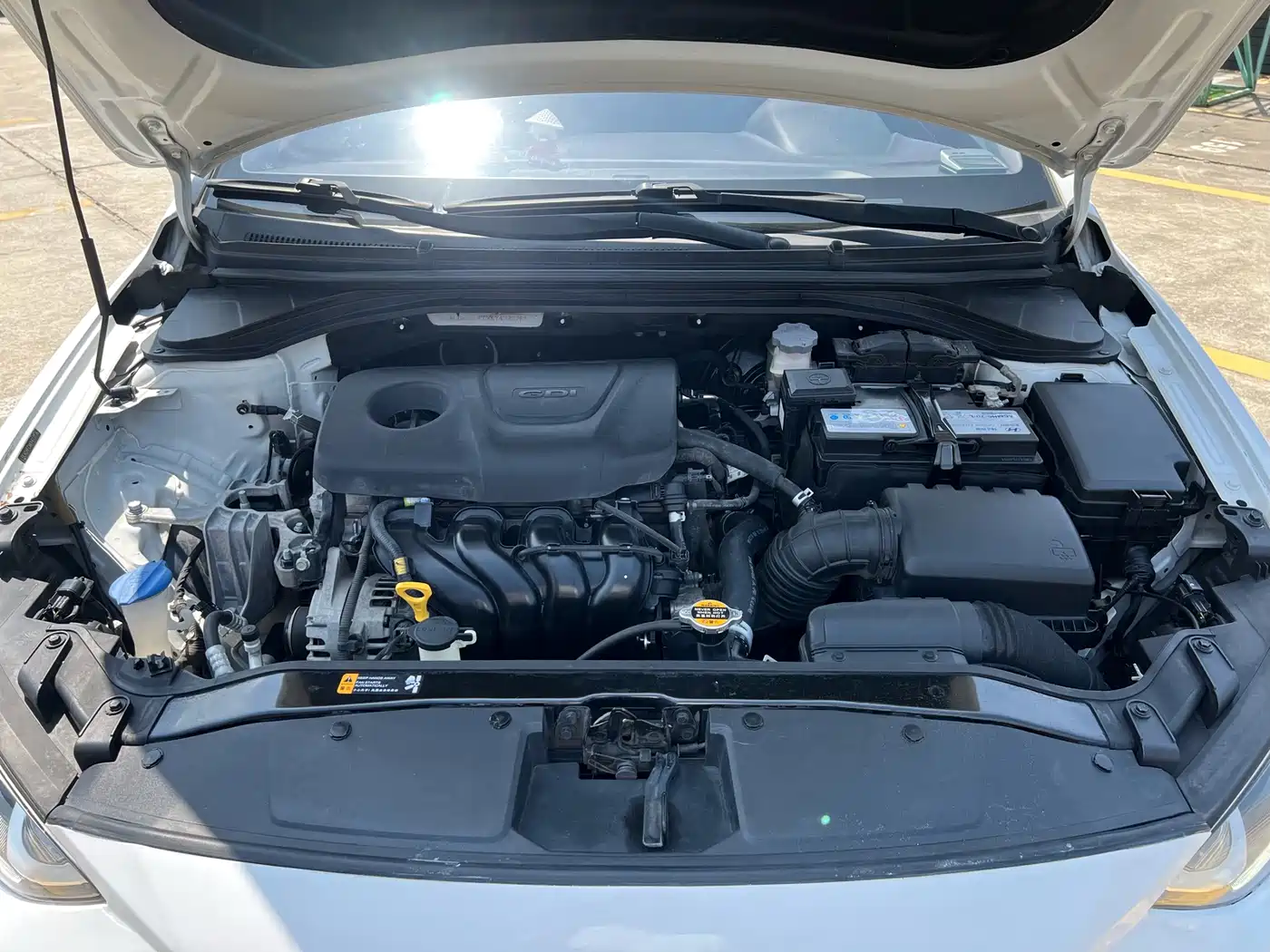 Hyundai Elantra 2018 1.6L Automatic 15th Anniversary Special Edition фото 12