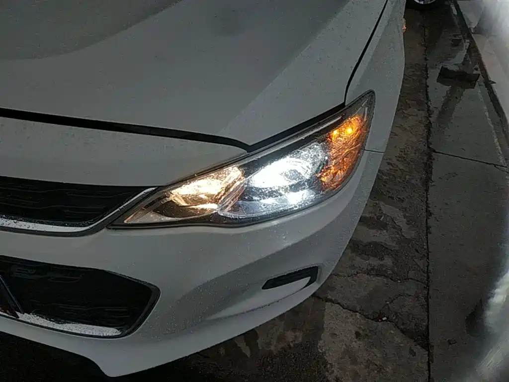 Chevrolet Cavalier 2019 320 Auto Sunroof Enjoyment Edition фото 24