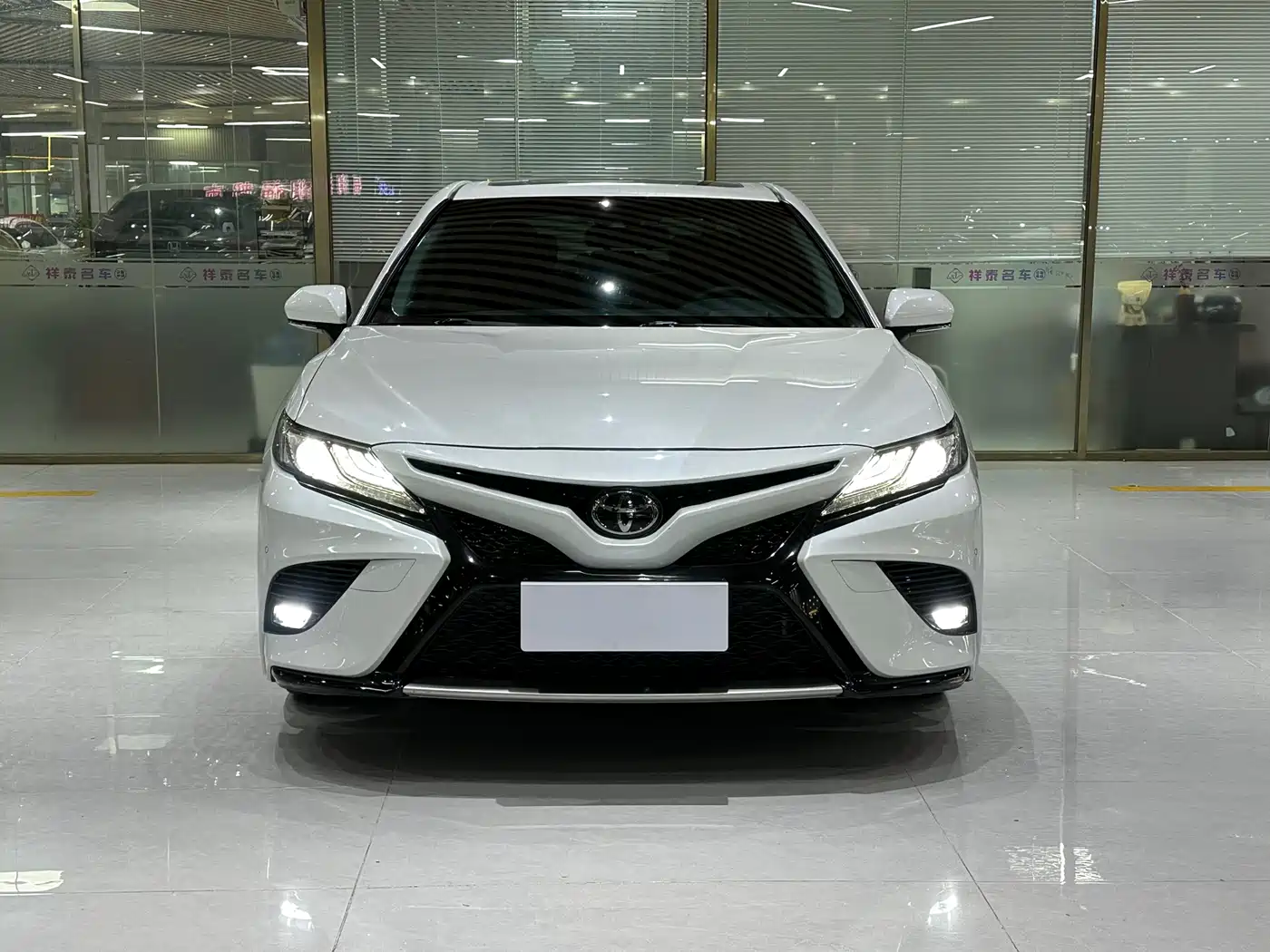 Toyota Camry 2019 2.0S Trend Edition China VI фото 2
