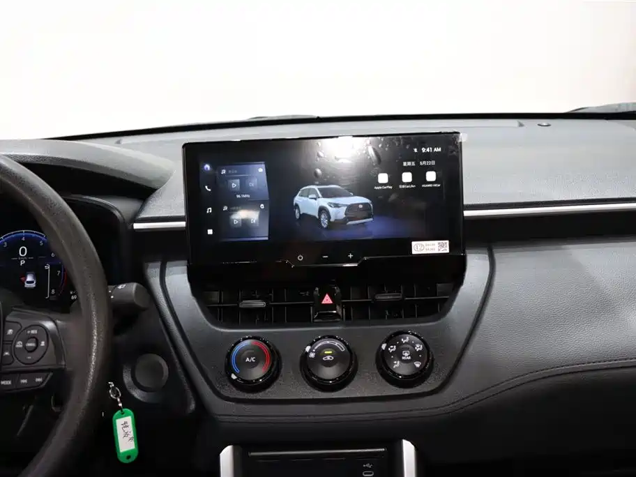 Toyota Corolla Cross 2024 Model 2.0L Pioneer Edition фото 13