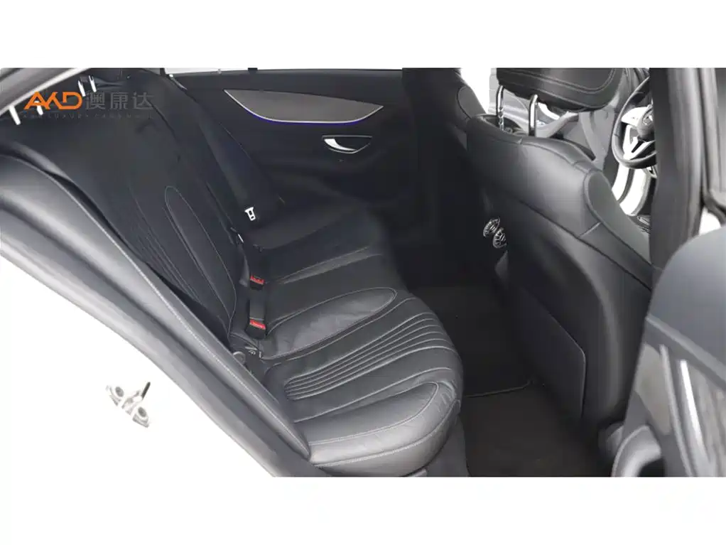 Mercedes-Benz CLS 2018 CLS 300 Dynamic фото 8