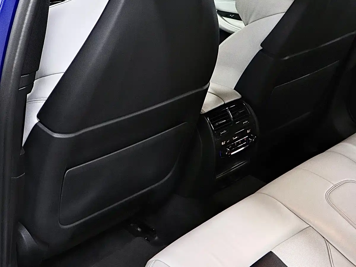 BMW M5 2018 M5 фото 13