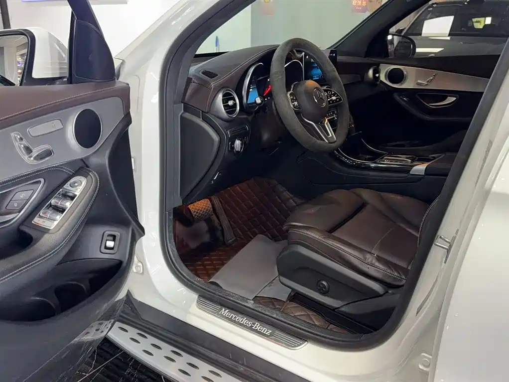 Mercedes-Benz GLC 2020 GLC 260 L 4MATIC Dynamic фото 14