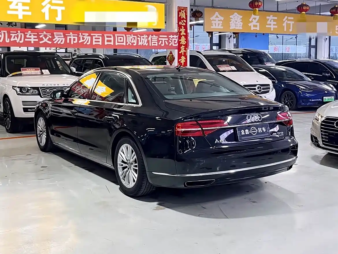 Audi A8 2014 A8L 45 TFSI quattro Comfort фото 5