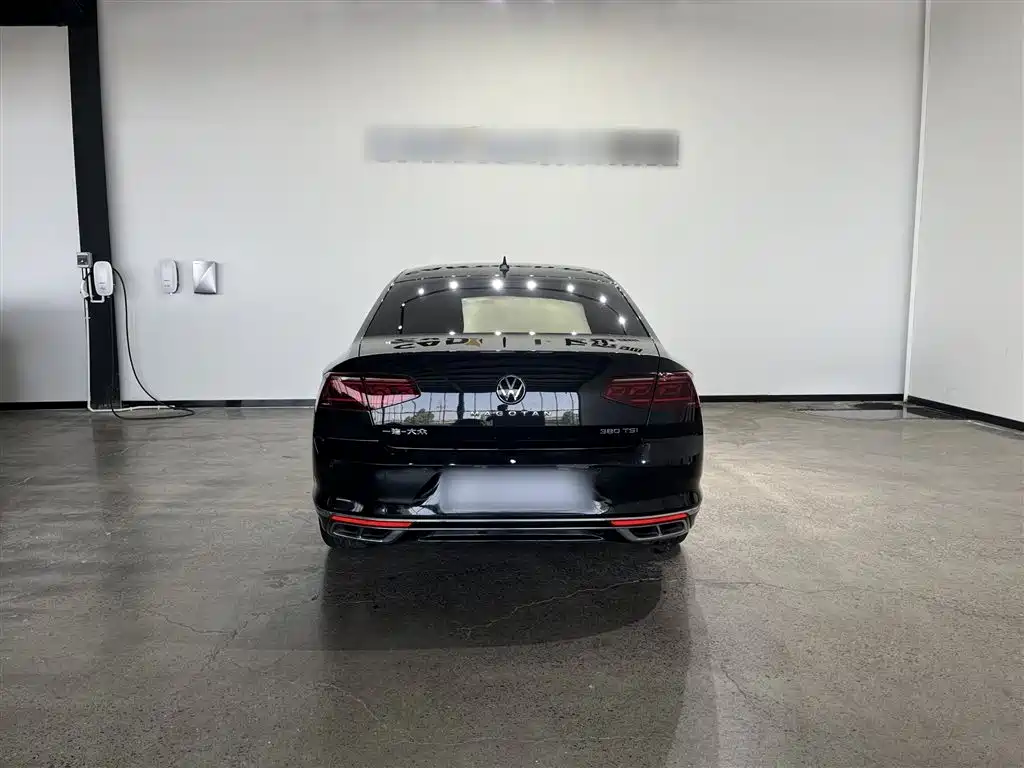 Volkswagen Magotan 2023 Model 2 Million Commemorative Edition 380TSI DSG Flagship фото 12