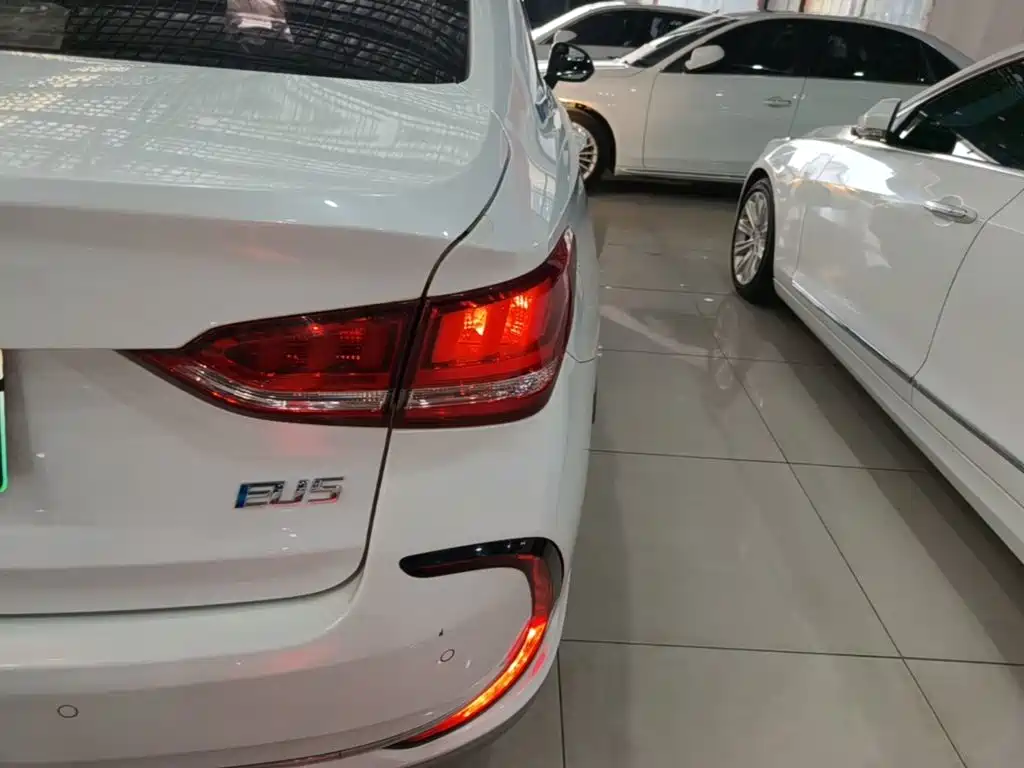 BAIC Beijing EU5 2021 2020 R500 Zhifeng Edition