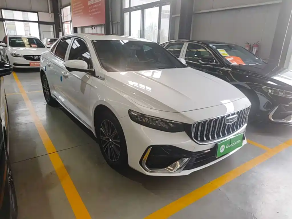 Фото 4 - Geely Preface