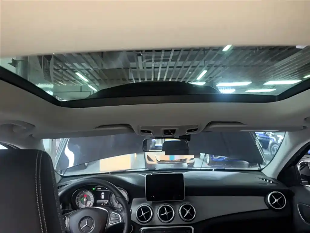 Mercedes-Benz GLA 2016 GLA 200 Fashion фото 18