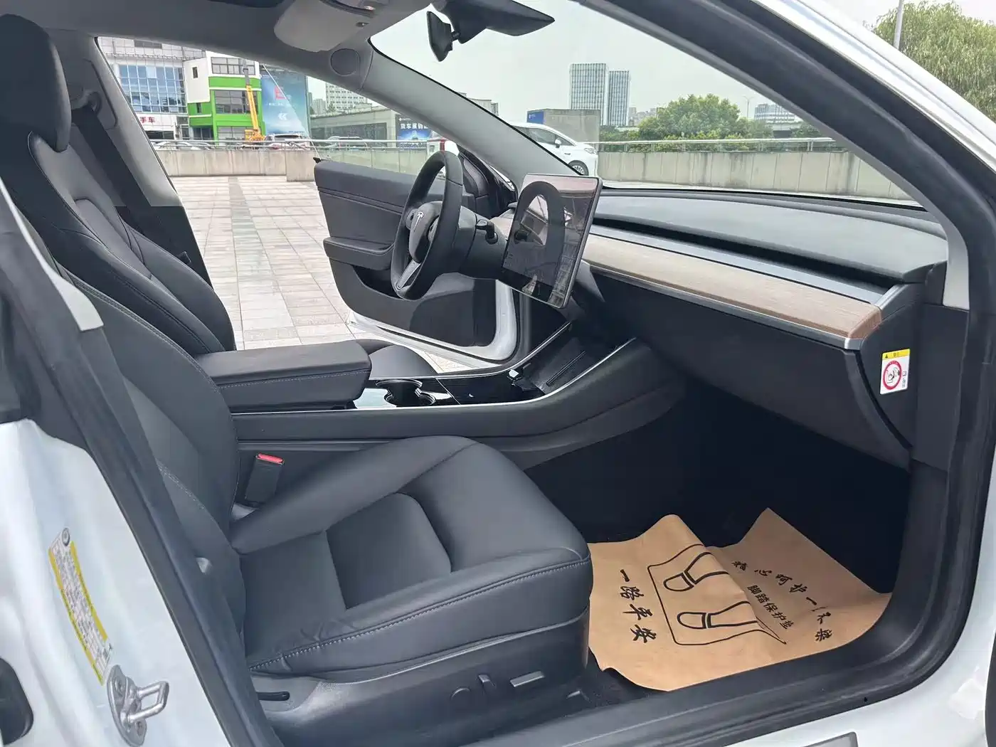 Tesla Model 3 (Import) 2019 2019 Standard Range RWD Upgraded Edition