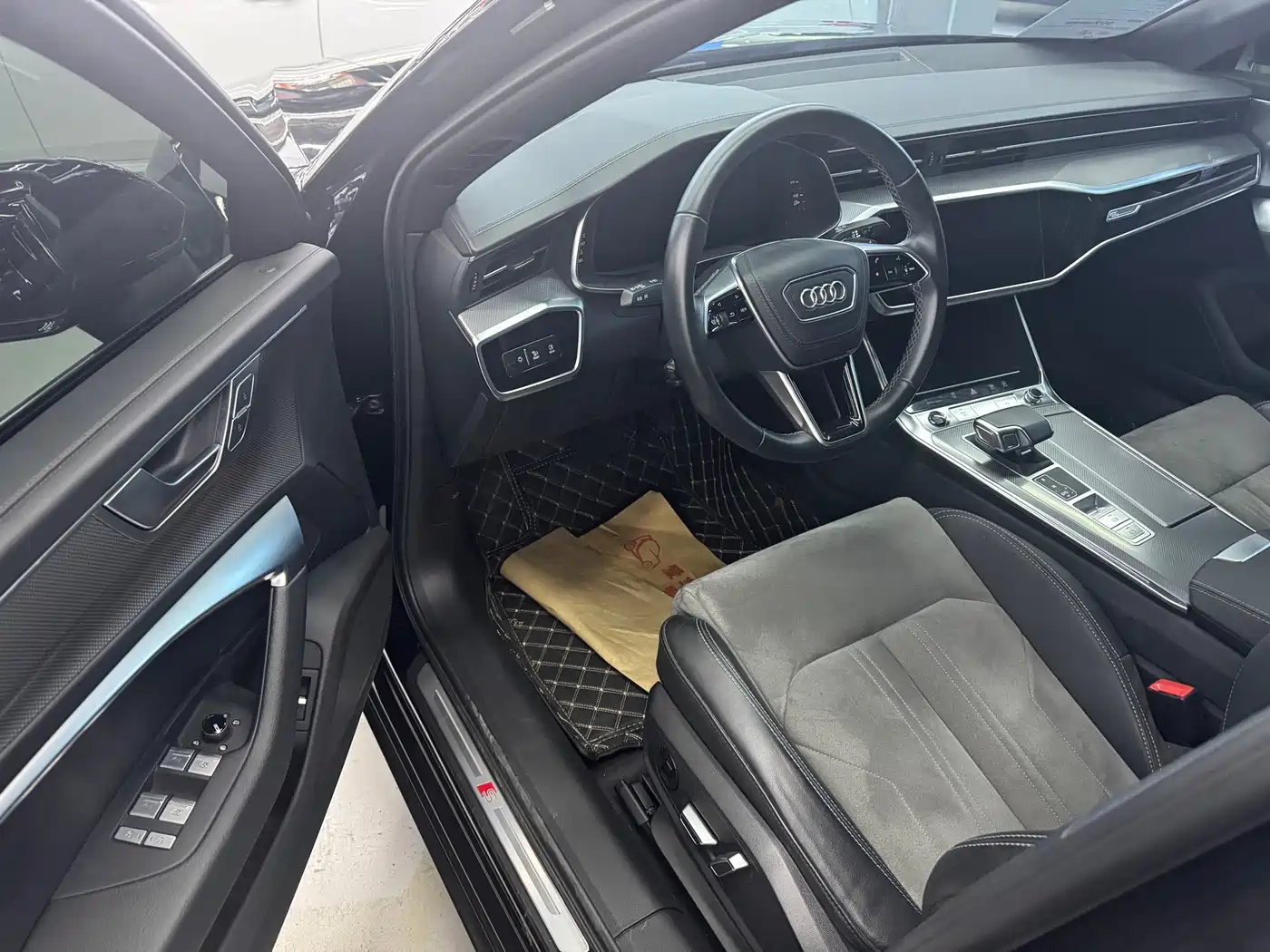 Audi A6L 2024 40 TFSI Luxury Dynamic фото 14