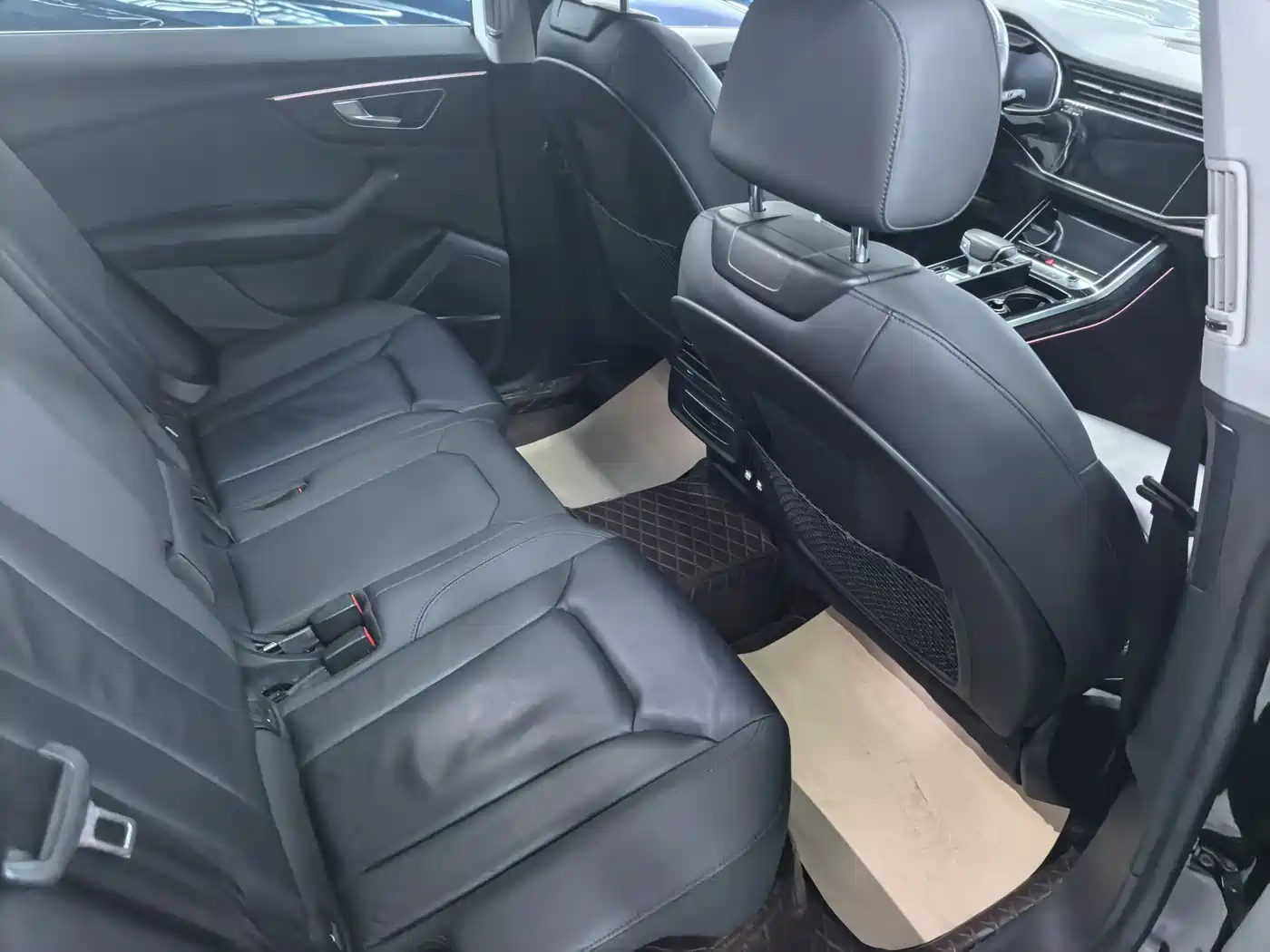 Audi Q8 2019 55 TFSI Luxury Dynamic фото 8