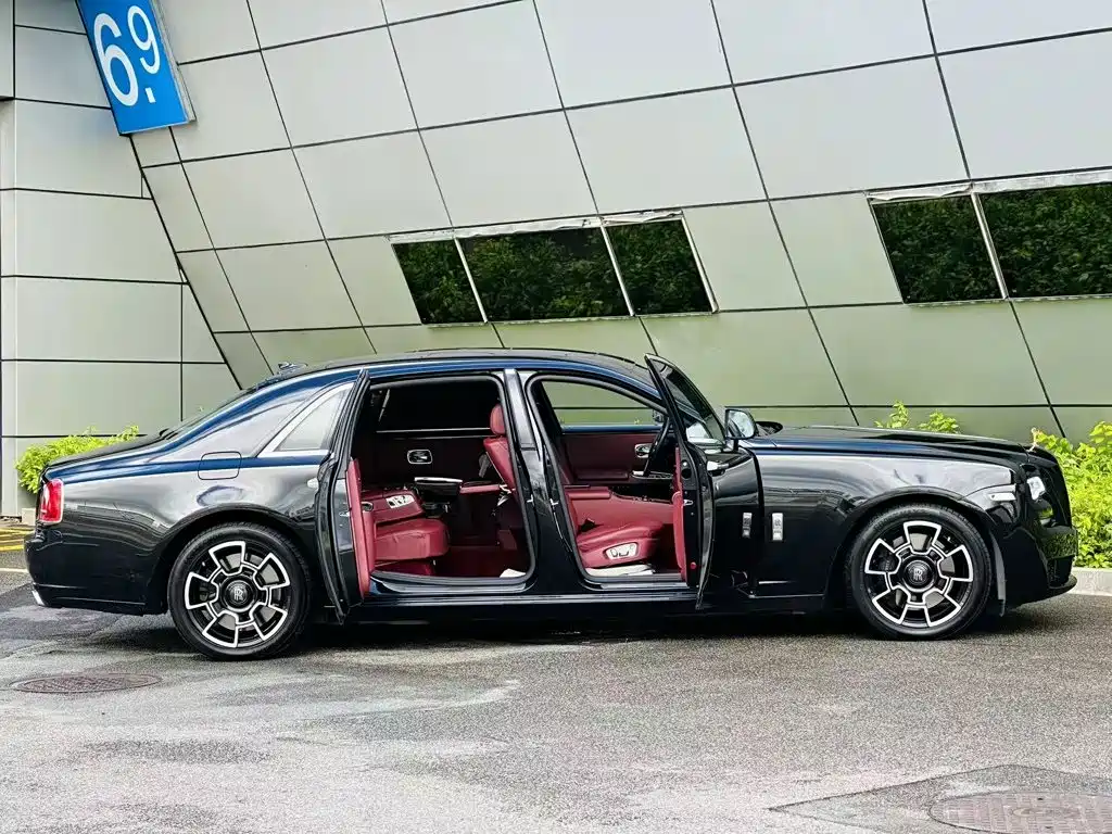 Фото 7 - Rolls-Royce Ghost