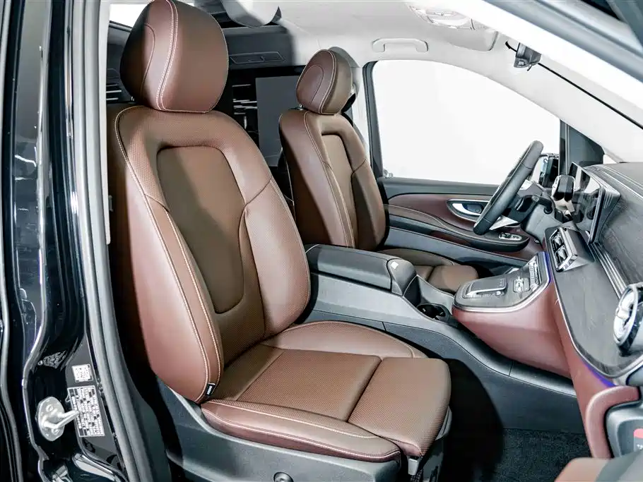Mercedes-Benz V-Class 2025 2024 V 300 L Long Wheelbase Luxury Edition
