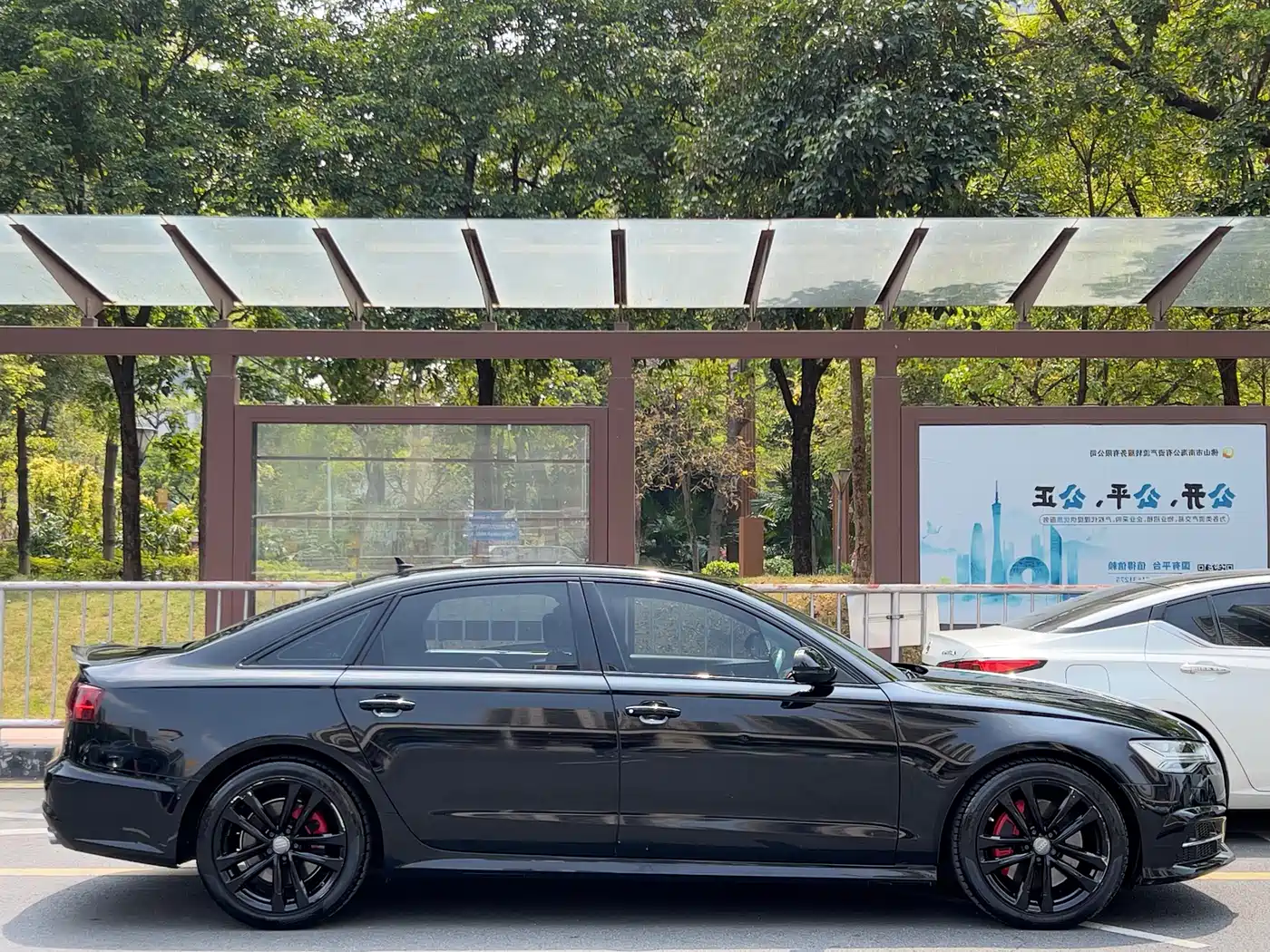 Audi A6L 2018 30th Anniversary 45 TFSI quattro Sport фото 10