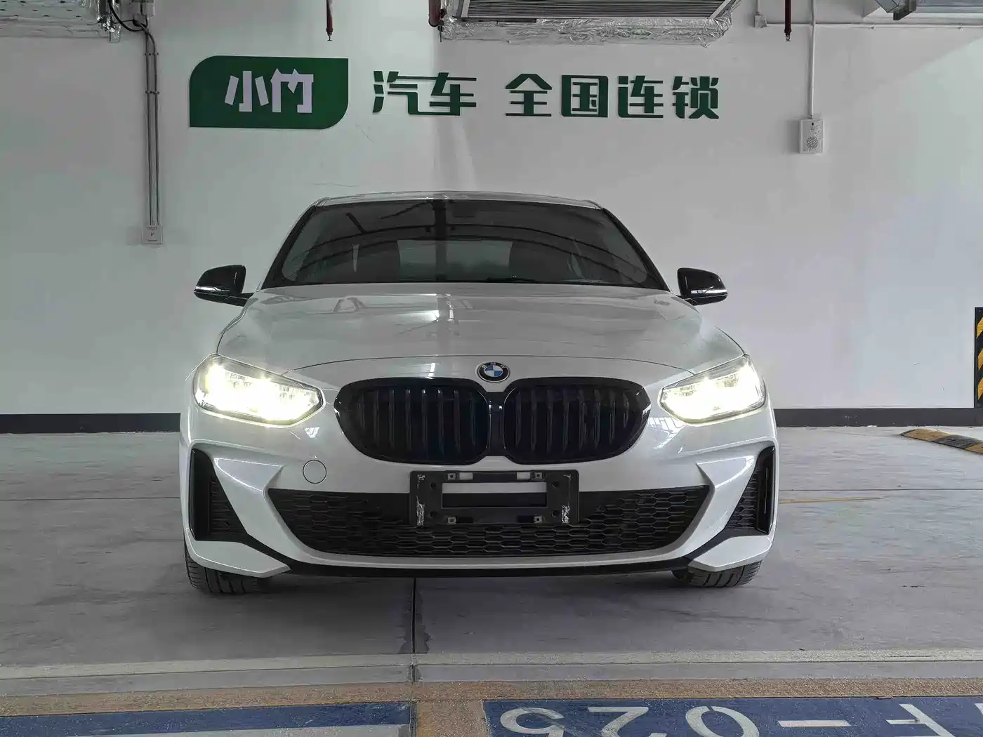 BMW 1 Series 2022 120i M Sport Shadow Edition фото 2