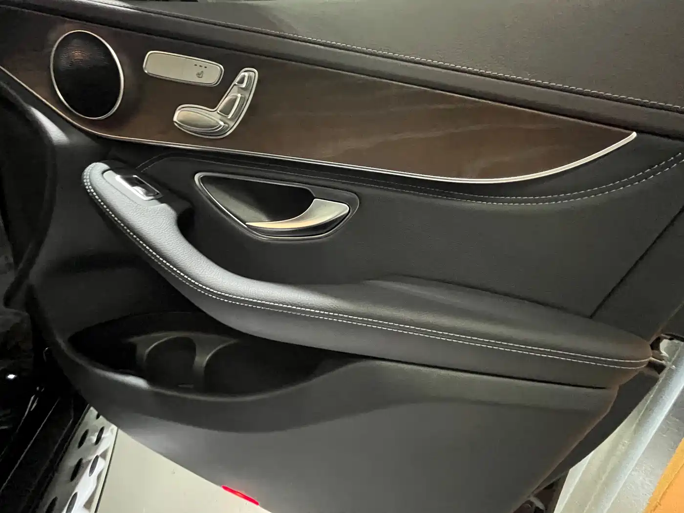 Mercedes-Benz GLC 2020 Facelift GLC 300 L 4MATIC Dynamic фото 10