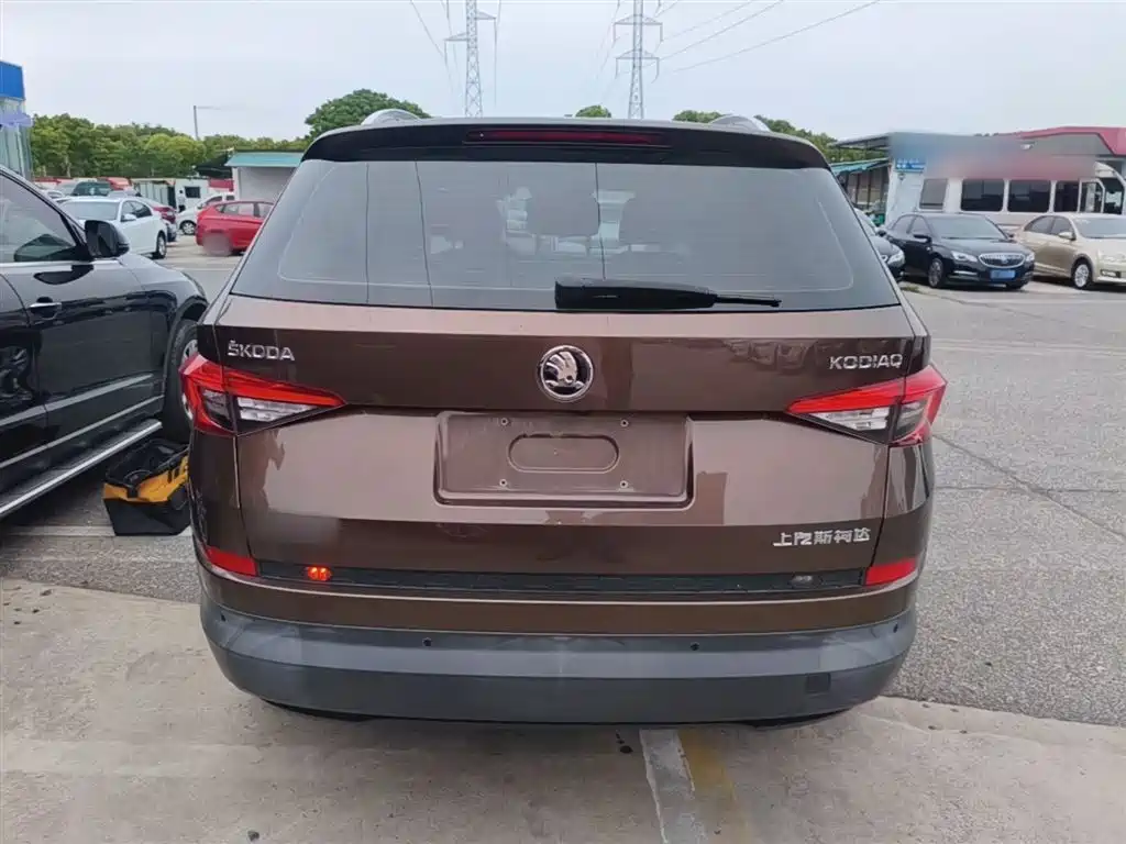 Škoda Kodiaq 2018 Facelift TSI330 5-seat 2WD Comfort Edition фото 6
