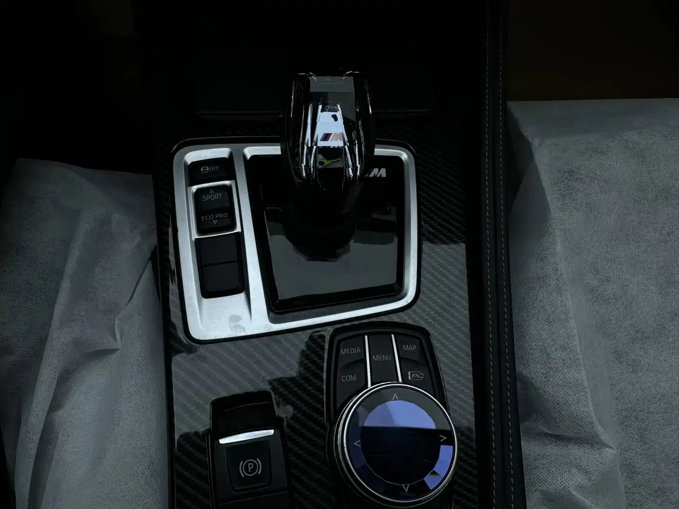BMW 1 Series 2021 120i M Sport Shadow Edition фото 14