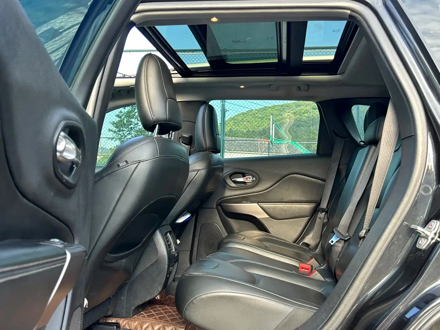 Jeep Cherokee 2019 2019 2.0T 2WD Smart Edition China V